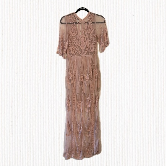 WISHLIST Lace Pink Plunge Neck Maxi Dress Lined Side Slits Size Small - Picture 2 of 13